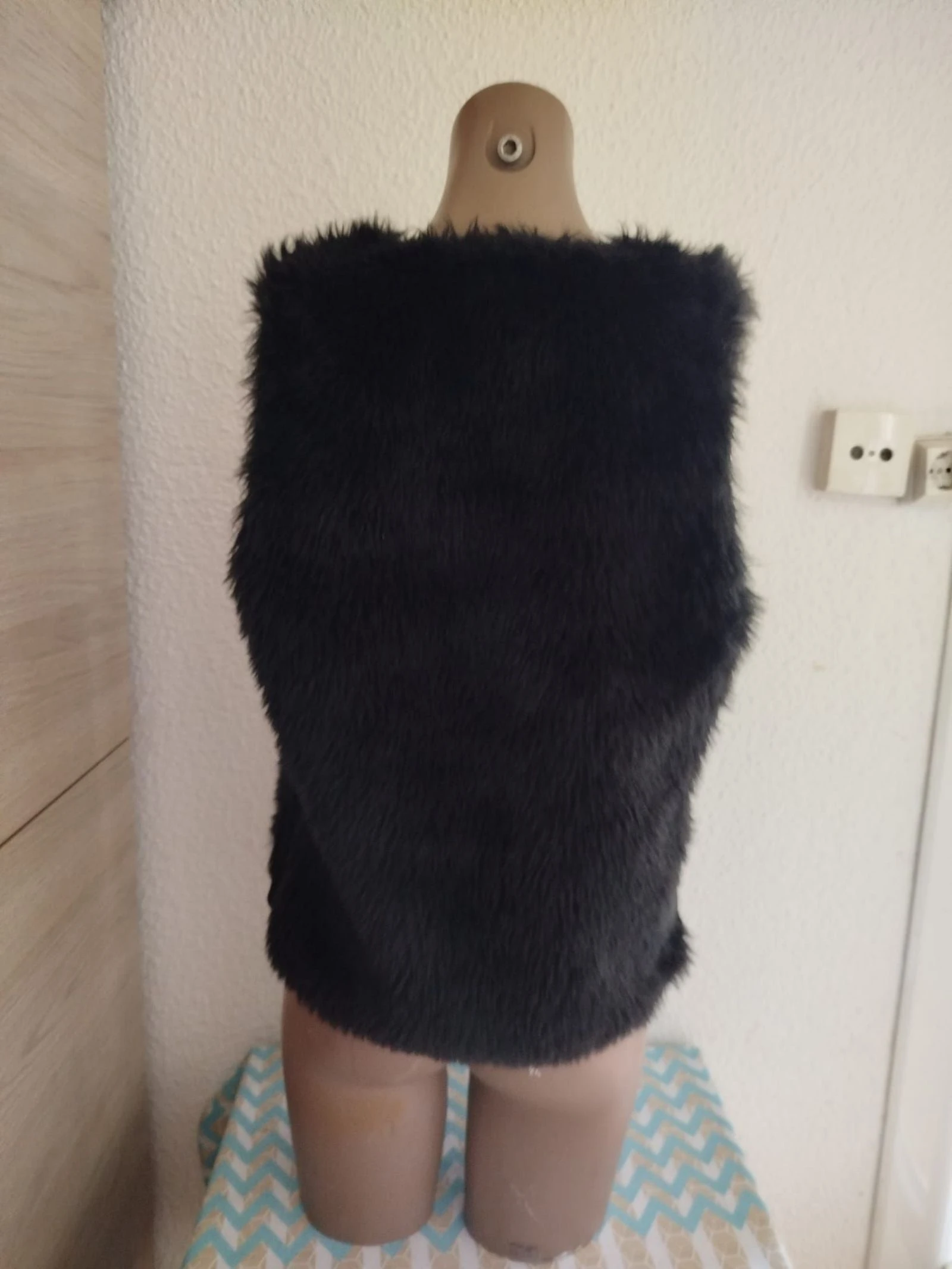 Chaleco peludo zara tamanho 13/14 anos tamanho adulto XL – photo 5